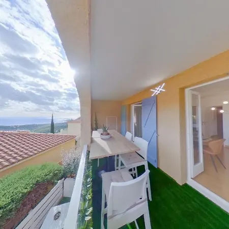 Le Celia Apartment